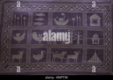 Dhaka, Bangladesh. 7 décembre 2017. Shital Pati (un tapis traditionnel fait de matériaux de plantes murta) exposé dans une exposition au Musée national du Bangladesh. Crédit : Md. Mehedi Hasan/ZUMA Wire/Alamy Live News Banque D'Images