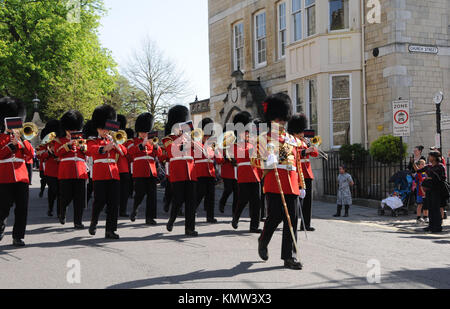 Une vue générale de l'atmosphère de la relève de la garde au château de Windsor le 7 avril 2011 à Windsor, près de Londres, Angleterre. Photo de Barry King/Alamy Stock Photo Banque D'Images