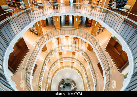 Helsinki, Finlande. Intérieur de la Bibliothèque Nationale de Finlande. Banque D'Images