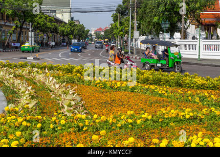 Bangkok, Thaïlande. La circulation sur route 3 Phet. Banque D'Images