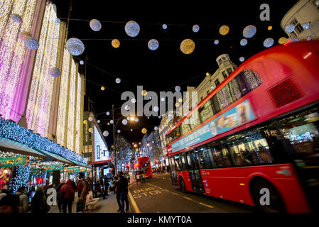 Londres, Oxford Street et les lumières de Noël 8 Décembre 2017 Banque D'Images