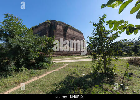 , Mingun Pahtodawgyi, Mandalay, Myanmar, en Asie Banque D'Images