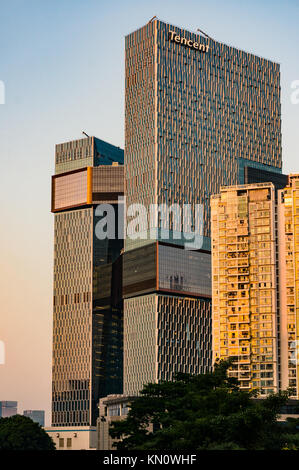 Tencent corporate headquarter building à Shenzhen, Chine (Tencent est le propriétaire de WeChat médias sociaux chinois) Banque D'Images