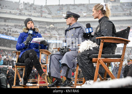 Philadelphie, Pennsylvanie, USA. 9Th Mar, 2017. Les Cadets de l'armée d'être interviewé par CBS au Lincoln Financial Field à Philadelphie Pennsylvanie Crédit : Ricky Fitchett/ZUMA/Alamy Fil Live News Banque D'Images