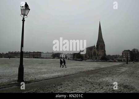 Londres 10 décembre 2017. Il neige à Blackheath Common. Crédit : claire doherty/Alamy Live News Banque D'Images