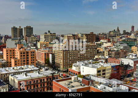 New York - 30 novembre 2017 : New York City Skyline view dans Manhattan sur un jour ensoleillé Banque D'Images