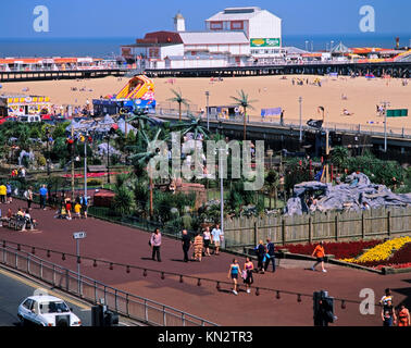 Britannia Pier et du Front, Great Yarmouth, Norfolk, Angleterre, Royaume-Uni Banque D'Images