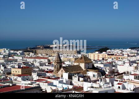 Cadix ville vue vers l'ouest à partir du haut de la Torre Tavira, Cadix, Espagne Banque D'Images