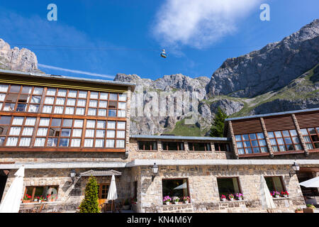 Parador de Fuente Dé, Camaleño, communauté autonome de Cantabrie, Espagne Banque D'Images