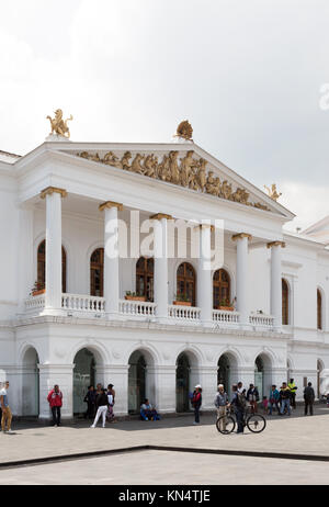 Théâtre National de Quito en Équateur, ou le Teatro Nacional Sucre, sur la Plaza del Teatro, Quito, Equateur, Amérique du Sud Banque D'Images