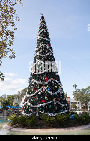 Arbre de Noël à Disney's Hollywood Studios, Orlando, Floride Banque D'Images