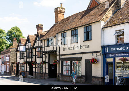 16e siècle Le Red Lion Hotel, High Street, Wendover, Buckinghamshire, Angleterre, Royaume-Uni Banque D'Images