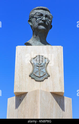 Monument à Villasclaras maire Antonio Rosas en Nerja sur la Costa del Sol dans la province de Malaga, Espagne Banque D'Images