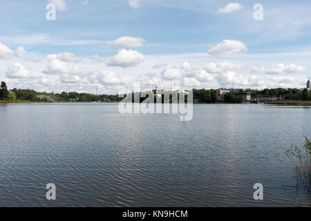 Toolonlahti Bay, une baie magnifique au cœur d'Helsinki, capitale de la Finlande. Banque D'Images