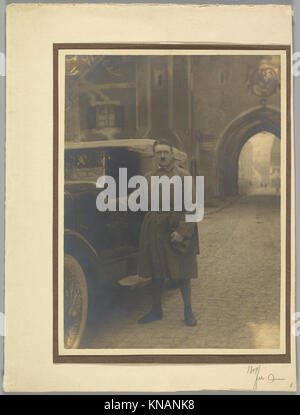 -Adolph Hitler quittant la prison de Landsberg- MET DP275747 285709 Banque D'Images
