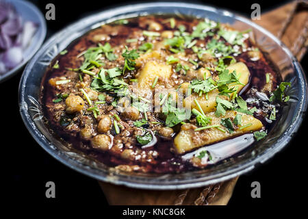 Keema populaires masala plat dans une plaque de verre. Banque D'Images