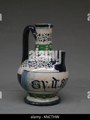 Ewer RENCONTRÉ LC-84 2 13-001 186687 peut-être italien, Venise, Ewer, xvie siècle, Maiolica (tin-, dans l'ensemble (confirmé) : 8 11/16 x 5 3/4 x 5 15/16 in. (22.1 x 14.6 x 15.1 cm). Le Metropolitan Museum of Art, New York. Achat, 1884 (84.2.13) Banque D'Images