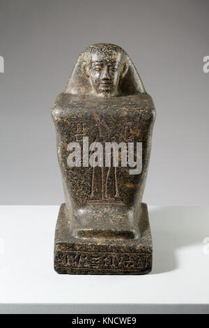 Block Statue de Neskhemenyu Kapefha, fils de rencontré 07.228.26 EGDP023158 Block Statue d'Neskhemenyu Kapefha, fils de rencontré 07.228.26 EGDP023158 /547800 Banque D'Images