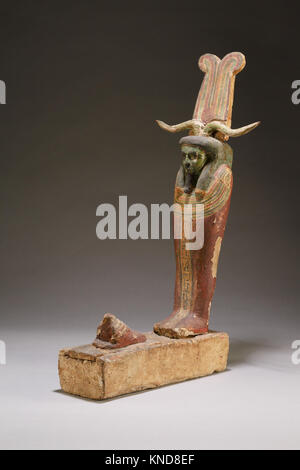 La figure de Ptah-Sokar-Osiris RENCONTRÉ LC-86 1 88 EGDP025258 551504 La figure de Ptah-Sokar-Osiris, 332 ?30 B.C., bois, peinture, , H. 51,7 cm (20 3/8 in.) ; W. 24,5 cm (9 5/8 in.) ; D. 31,5 cm (12 3/8 in.). Le Metropolitan Museum of Art, New York. Fonds provenant de divers donateurs, 1886 (86.1.88a ?d) Banque D'Images