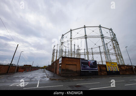 Vieux squelettes Gasworks du cadre Manchester Banque D'Images