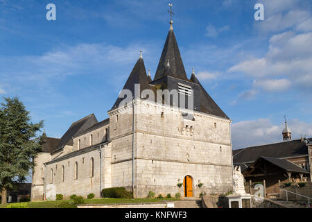 France, Ardennes (08), parc naturel régional des Ardennes, la férée, église fortifiée Notre-Dame du XVIe siècle // France, Ardennes, Na Régional des Ardennes Banque D'Images