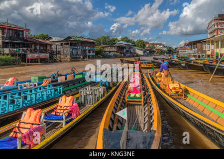 Nyaung Shwe, le lac Inle, Myanmar, en Asie Banque D'Images