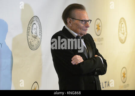 Larry King occupe les Frères Tony Bennett Club avec l'icône Animation award à l'hôtel Sheraton de New York le 20 juin 2016 à New York. Banque D'Images
