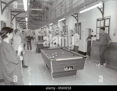 Vue générale de l'association des détenus au cours de l'aile de la prison HMP, Winchester, Winchester, Hampshire, United Kingdom. 10 mai 2001. Banque D'Images