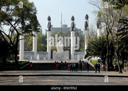 Monument aux soldats Garçon Ñiños (Heroes) dans le parc de Chapultepec dans CDMX. Banque D'Images