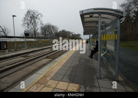 Le Busway guidé Leigh qui exploite les bus V1 et V2 dans le centre ville de Manchester à partir de la plate-forme d'autobus, NewearthRoad,UK Manchester Worsley Banque D'Images