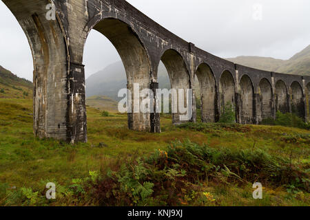 Le viaduc de Glenfinnan, Lochaber, Highland d'Écosse, Royaume-Uni Banque D'Images