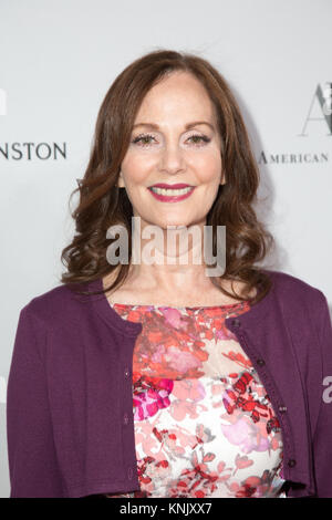 Beverly Hills, États-Unis d'Amérique, Califronia. Dec 11, 2017. Lesley Ann Warren assistant à l'American Ballet Theatre Vacances annuel dîner-bénéfice et le rendement au Beverly Hilton Hotel à Beverly Hills, Californie le 11 décembre 2017. L'avantage a été parrainé par Harry Winston, bijoux de qualité, et les performances de danseurs principaux Stella Abrera, Misty Copeland, Gillian Murphy, Hee Seo, et d'autres. Credit : Sheri Determan/Alamy Live News Banque D'Images