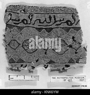 Bande ; fragment textile, attribué à l'Égypte, Fustat, 11e-12e siècle, Lin et soie Banque D'Images