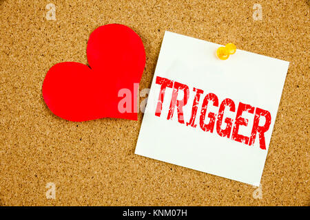 Par Contre L Ecriture De Texte Conceptuel Inspiration Legende Montrant Declencher Concept Pour Incorporer Des Etincelles Ou Liberer L Idee Et L Amour Ecrit Le Post It Reminde Photo Stock Alamy