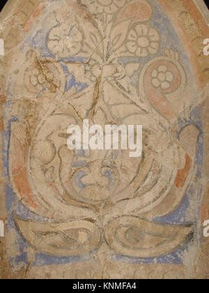 Cet élément muqarnas du Xe siècle de Nishapur, Iran, est peint en stuc utilisé pour les plafonds ornementaux et la décoration en voûte. Banque D'Images