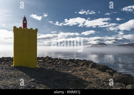 Eskifjordor Phare dans les Fjords de l'Est, l'Islande Banque D'Images