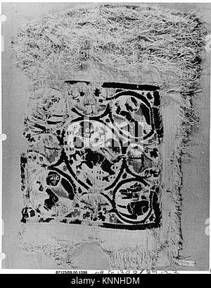 Fragment illustré d'un manuscrit persan de la collection MET montrant de l'art miniature et des motifs historiques. Banque D'Images