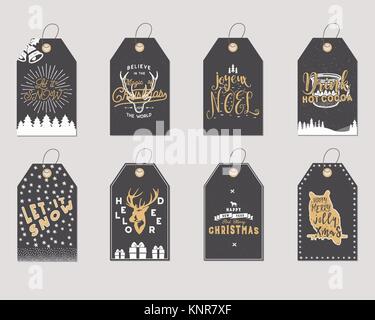 Joyeux Noël et Nouvel An étiquettes cadeaux collection. Cartes de vacances concept avec des symboles de Noël - deer, snowflake, tasse de café, le père Noël. Stock Vector illustration isolé sur fond blanc. Couleurs Tendances Illustration de Vecteur