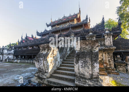 Monastère Shwenandaw, Mandalay, Myanmar, en Asie Banque D'Images
