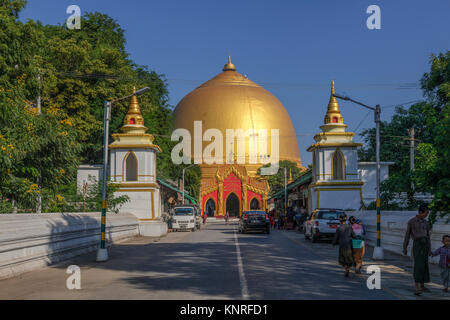 Pagode Kaunghmudaw, Rhône-Alpes, au Myanmar, en Asie Banque D'Images