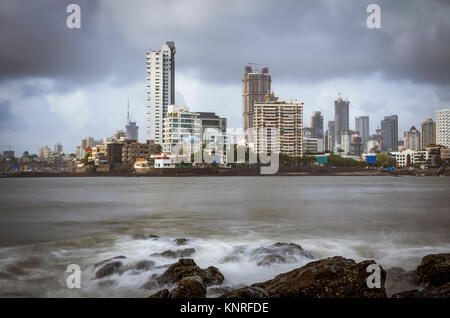 La ville de Mumbai à partir de Hajiali Banque D'Images