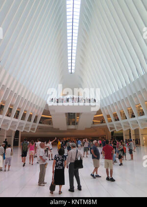 Neue WORLD TRADE CENTER Westfield Mall, Lower Manhattan, New York, USA Banque D'Images