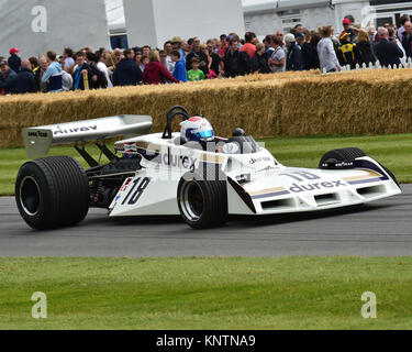 Sam Bird, Alexander Sims, Surtees-Cosworth TS19, Goodwood Festival of Speed, en 2014, en 2014, Christian Jacq, voitures, Festival of Speed, Goodwood, Goodwood FoS, G Banque D'Images