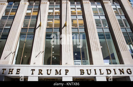 Détail de Trump Building à New York. Ce gratte-ciel a été construit à 1930 et à partir de 2000 est un monument de New York. Banque D'Images