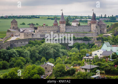 Vue aérienne de château sur le canyon de la rivière Smotrych à Kamianets-Podilskyi Khmelnytskyi dans ville de l'Oblast de l'ouest de l'Ukraine Banque D'Images