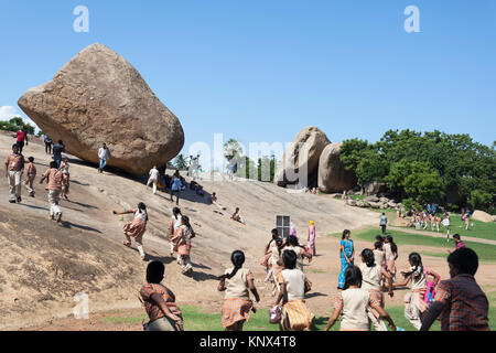 L'Asie, l'Inde, le Tamil Nadu, Mamallapuram,Krishna's Butter Ball Banque D'Images