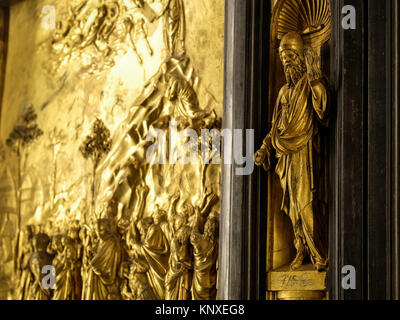 Portes du Paradis de Ghiberti close-up au Museo dell'Opera, Florence Duomo dell Banque D'Images