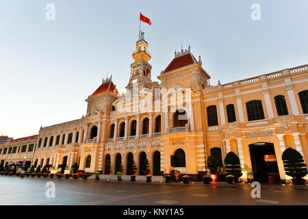 Ho Chi Minh City Hall ou l'Hôtel de Ville de Galilée a été construit en 1902-1908 dans le style colonial français puis pour la ville de Saigon. Il a été renommé après Banque D'Images