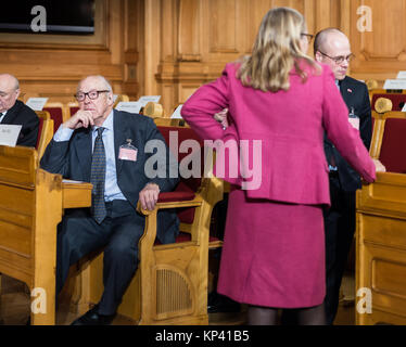 Stockholm, Suède, le 13 décembre, 2017. Séminaire avec le prix Nobel de la paix est tenue aujourd'hui au Parlement. M. Hans Blix assiste./Barbro Bergfeldt/Alamy live news Banque D'Images