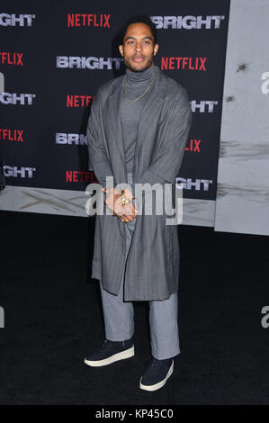 Brandon Bell 107 s'occupe des première mondiale de films Netflix sur Décembre 13, 2017 à Los Angeles, Californie. Banque D'Images